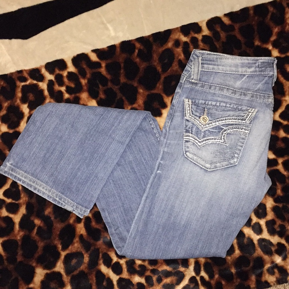 Super cute big star jeans!